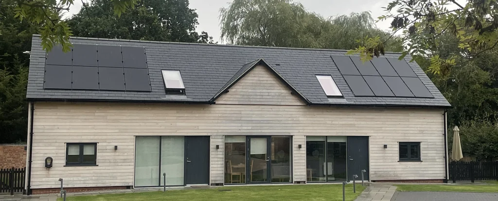 Symmetrical Solar Inlaid Panel Home